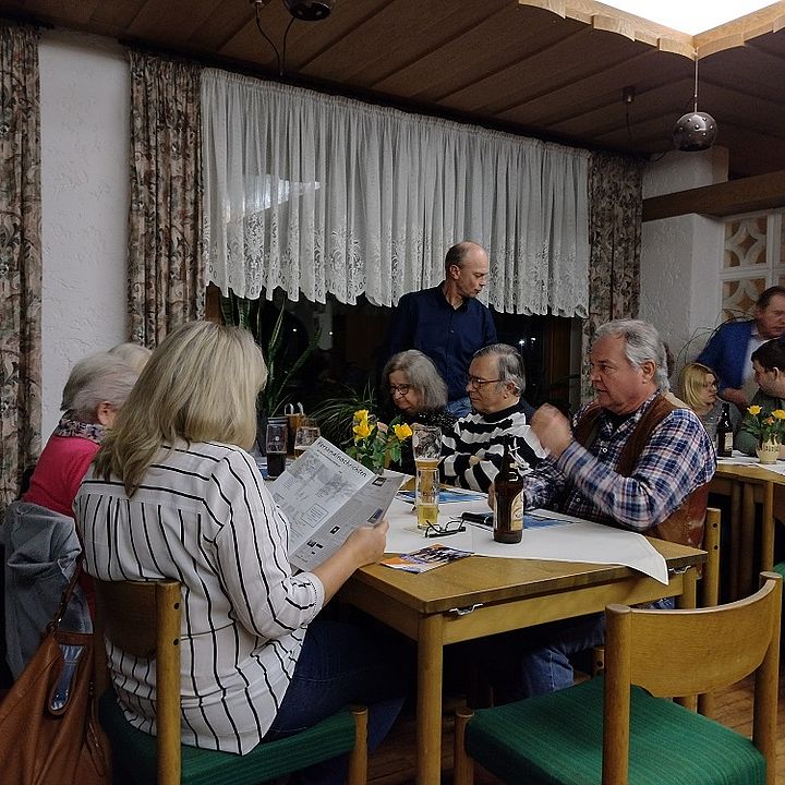 Vorsitzender Harald Unger begrüßt die Mitglieder